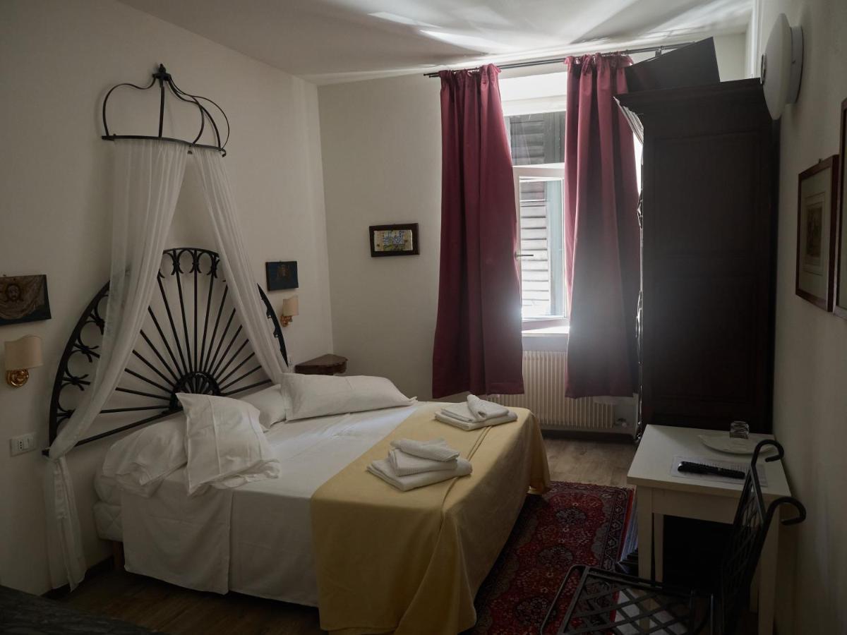 Deluxe King Room,1036637173:JPEG
